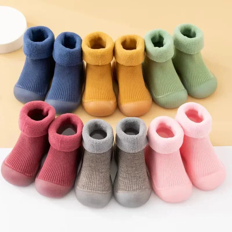 New Thickened Kids Socks Shoes Winter Super Warm Baby Toddler Boots Boys Girl Sneakers Newborn Indoor Shoes Floor Footwear Shoes